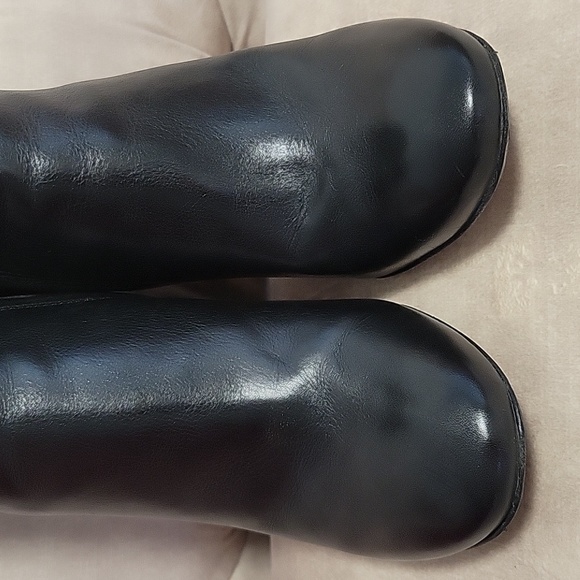 Tory Burch Raya 100mm Bootie, leather, black, size 5 - Picture 8 of 9